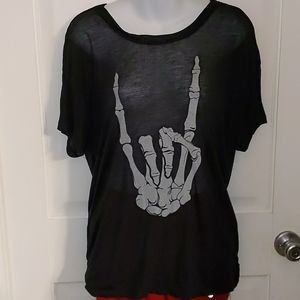Rock skeleton hand t-shirt